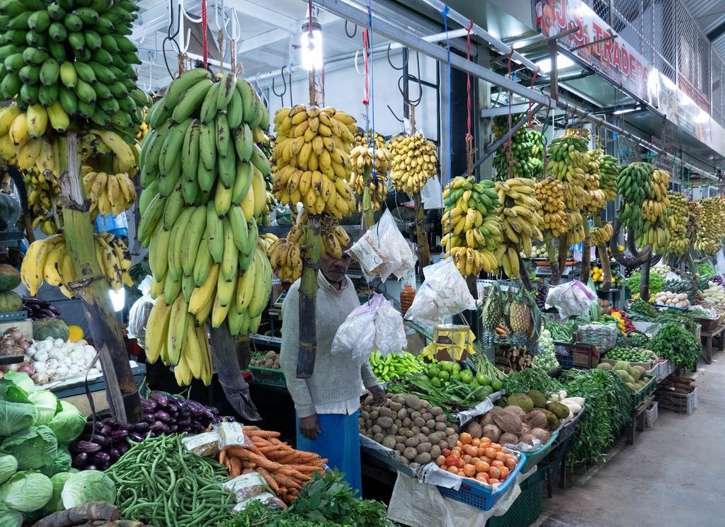 fruit market bananas Sri Lanka